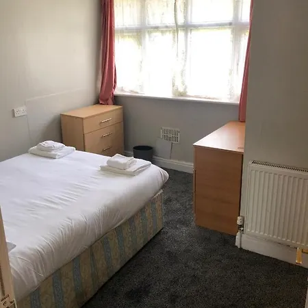 3 Bed Becketts Headingley Gæstehus