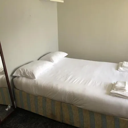 3 Bed Becketts Headingley Gæstehus